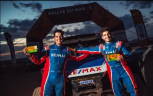 Kevin Benavides deja las motos y corre el Dakar 2026 en autos T3. Explica qué extraña, cómo cambia el riesgo y su nueva ventaja.