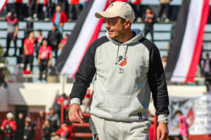 Deportivo Maipú apuesta a Alexis Matteo para el 2026, con renovaciones, salidas y refuerzos clave tras un 2025 irregular.