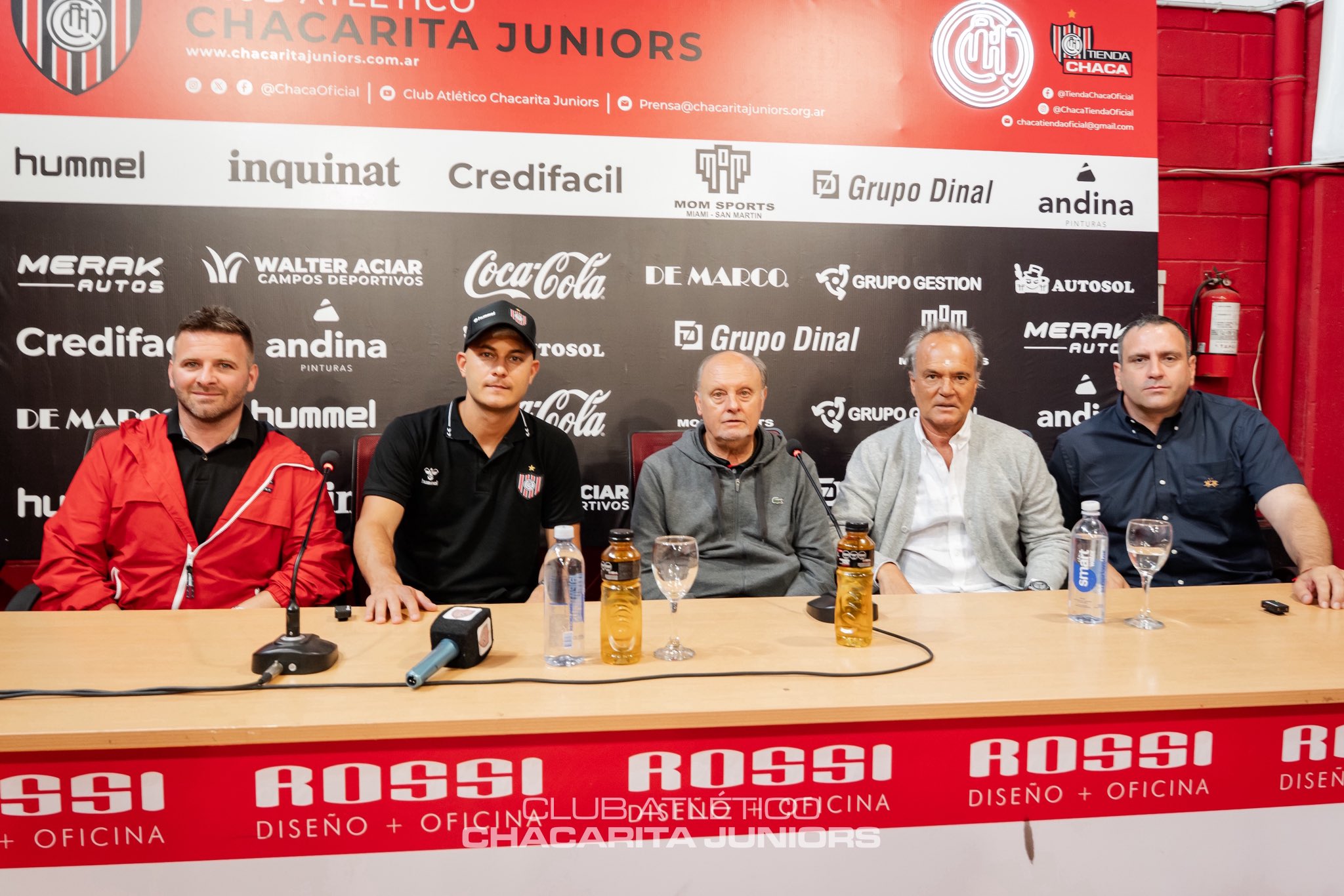 Matías Módolo fue confirmado como nuevo director técnico de Chacarita para la Primera Nacional 2026. Enrique Borrelli ratificó la decisión