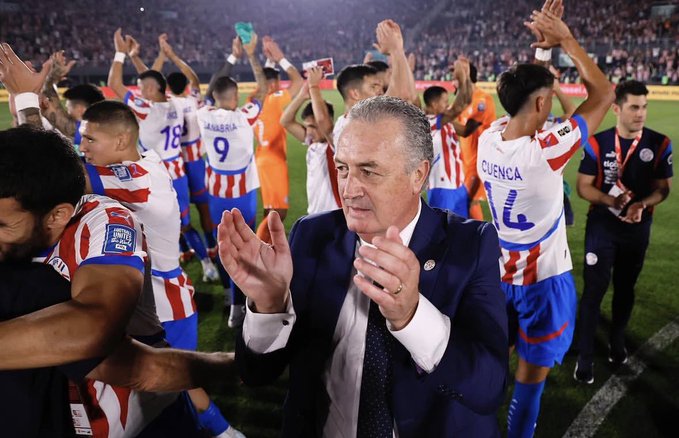 Gustavo Alfaro habló desde Estados Unidos antes del sorteo del Mundial 2026 y expresó su orgullo por dirigir a Paraguay.