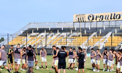 Almirante Brown cierra el año sin rumbo: salidas, conflictos internos y solo un refuerzo confirmado para la Primera Nacional 2026.