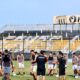 Almirante Brown cierra el año sin rumbo: salidas, conflictos internos y solo un refuerzo confirmado para la Primera Nacional 2026.