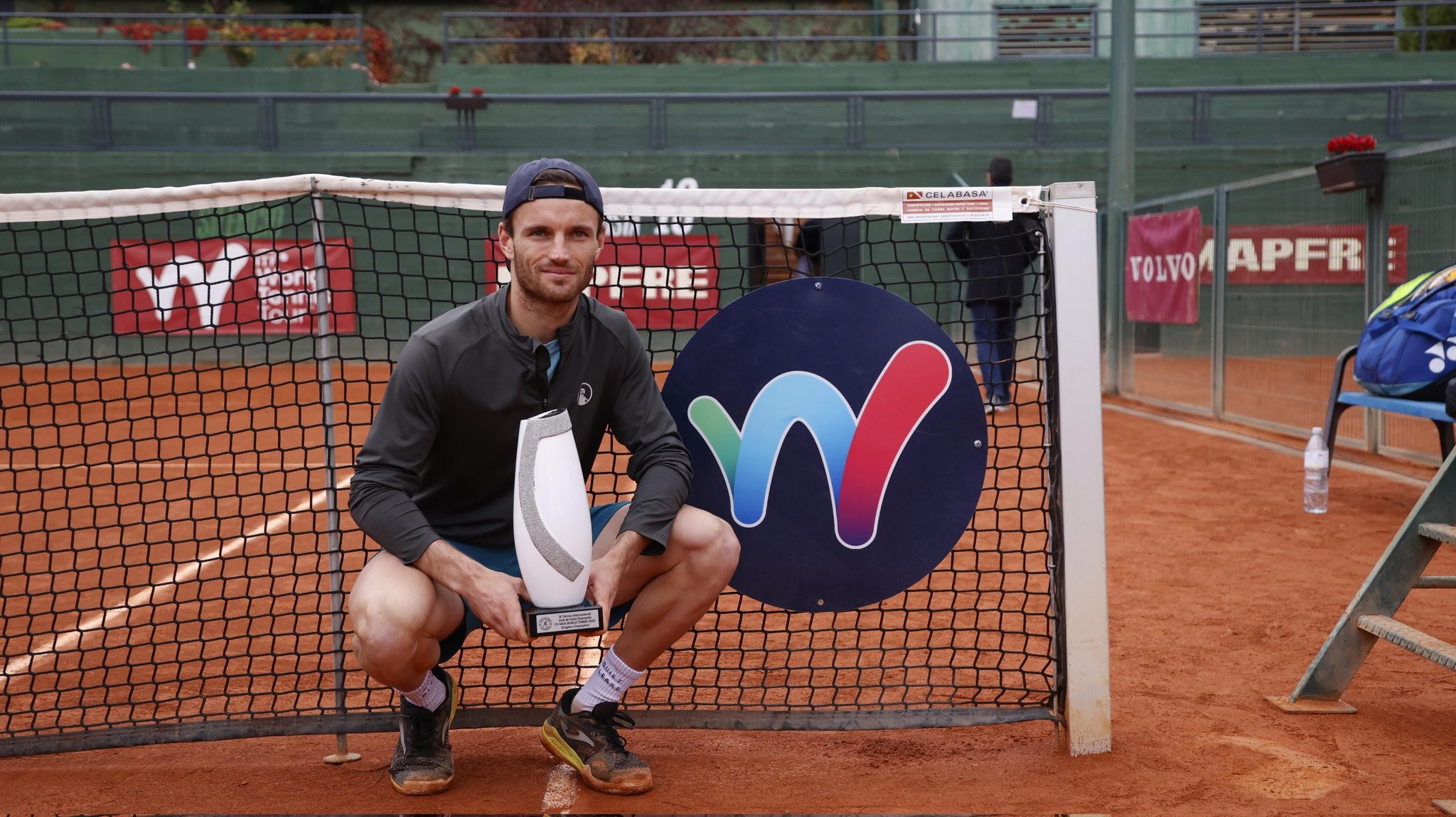 Max Alcalá Gurri ganó el M15 Madrid tras superar a Stefan Palosi por 6-2 y 6-4 en Chamartín. Último torneo internacional de la temporada en Madrid.