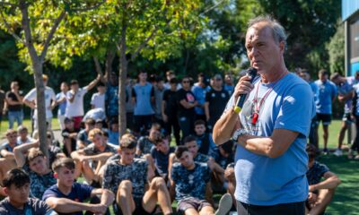 Chacarita inició una fuerte reestructuración rumbo a 2026: salida de Carlos Mayor, depuración del plantel y llegada de un director deportivo