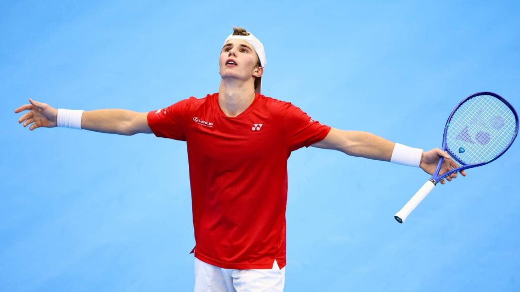 Nicolai Budkov Kjaer debuta en las Next Gen ATP Finals tras ganar cuatro títulos Challenger en 2025. Con apoyo de Casper Ruud