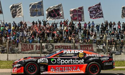 Agustín Canapino se quedó con la pole del TC en La Plata con récord de pista y llega como máximo candidato al título 2025.