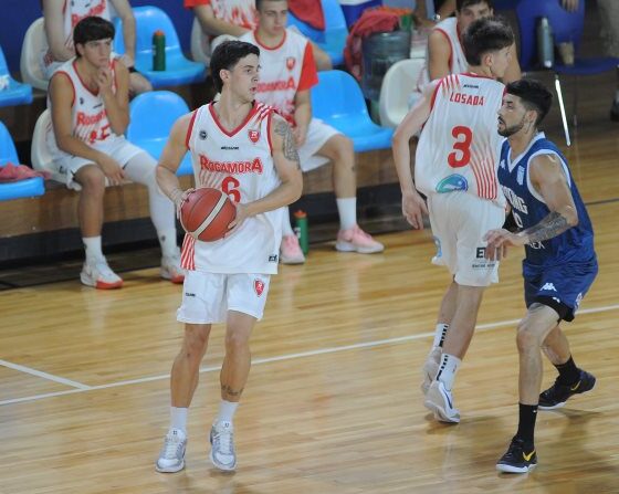 Rocamora cortó la racha de ocho derrotas al vencer a Racing por 85-76 en un partido cambiante y de alto voltaje por la Liga Argentina.