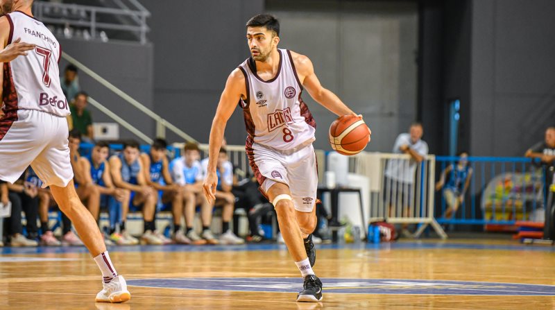 Lanús se impuso 88-81 a Unión en Mar del Plata con una gran defensa inicial. El equipo de Anglese dominó el juego y se llevó un triunfo clave.