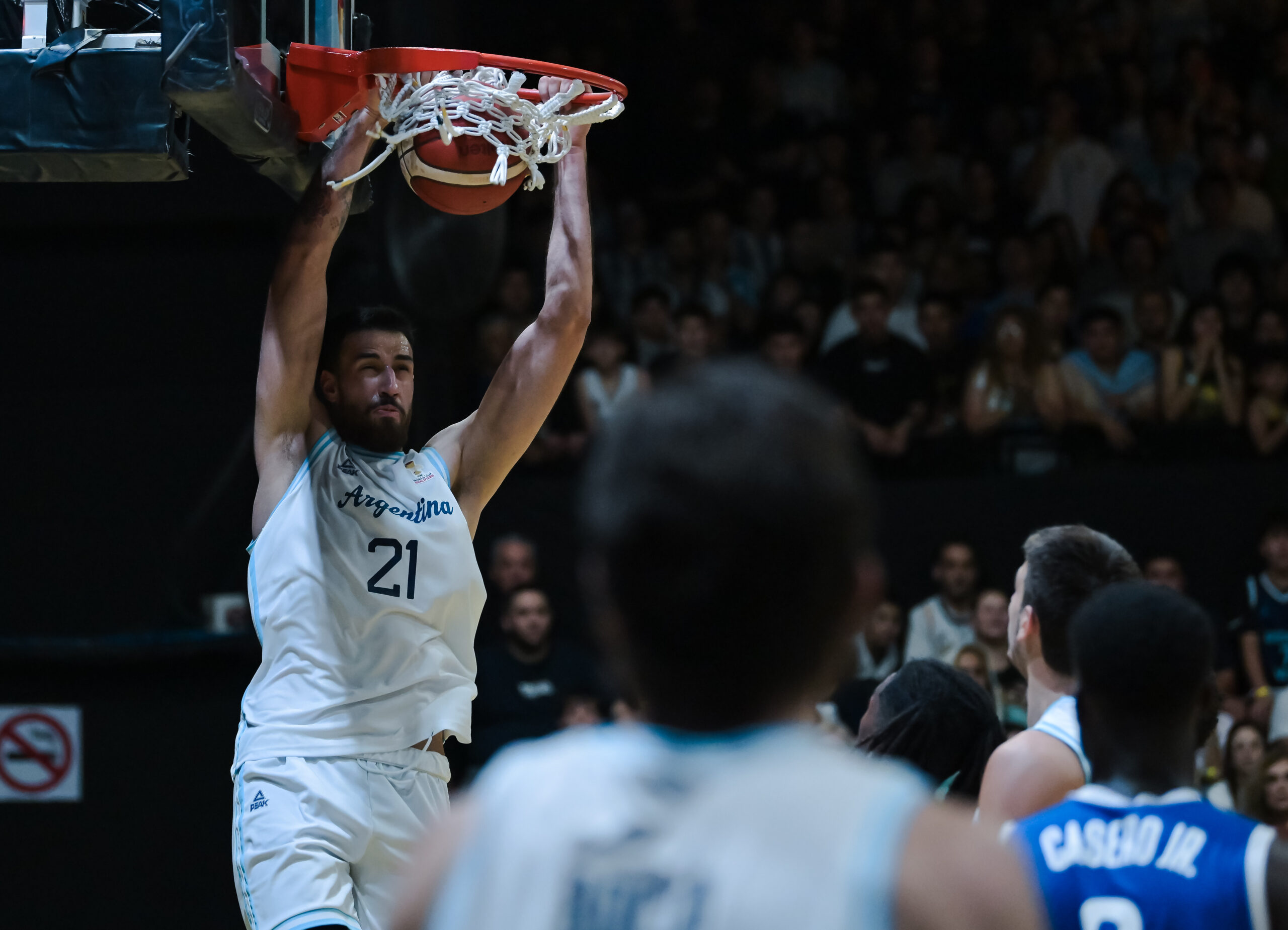 La Selección Argentina goleó a Cuba 105-49 y cerró la ventana rumbo al Mundial con un 2-0 perfecto. Deck y Cáffaro brillaron.