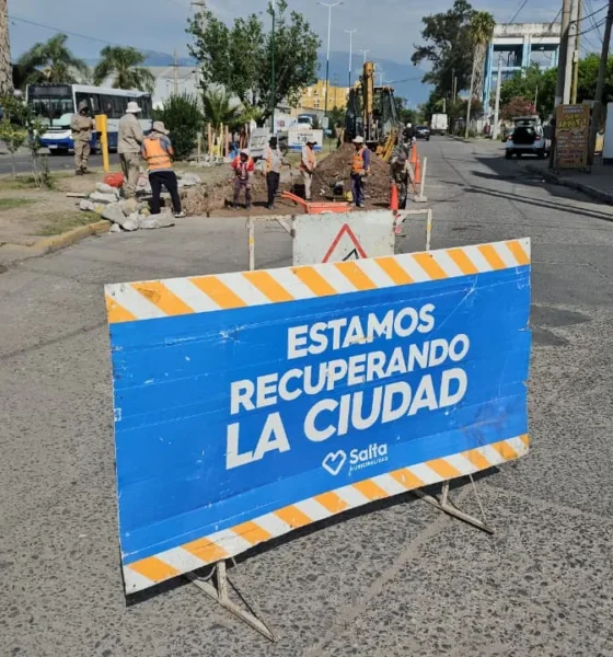 Obras viales en Corrientes y Buenos Aires