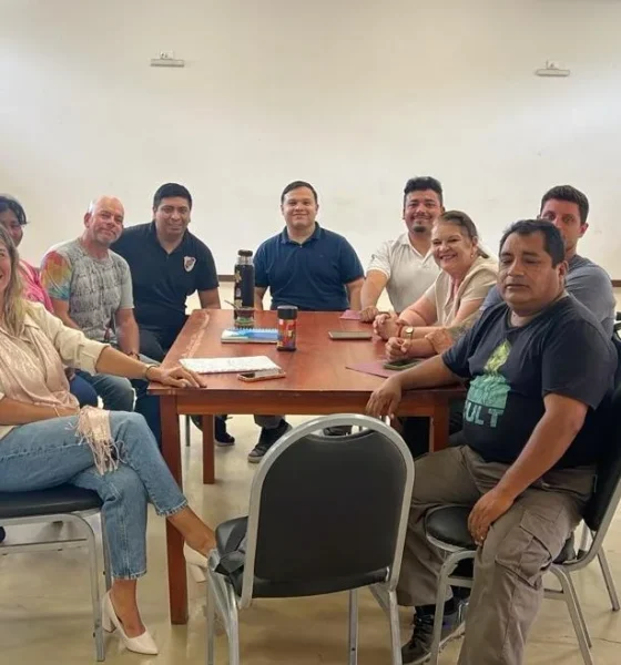 La Municipalidad de Salta el tercer reciclatón lanzó un programa para reciclar plásticos duros y transformarlos en juegos y bancos para plazas.