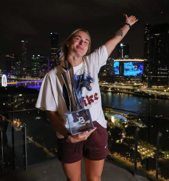 Aryna Sabalenka derrotó a Marta Kostyuk y se consagró campeona del Brisbane International 2026, logrando su segundo título consecutivo y afianzando su dominio en Australia.