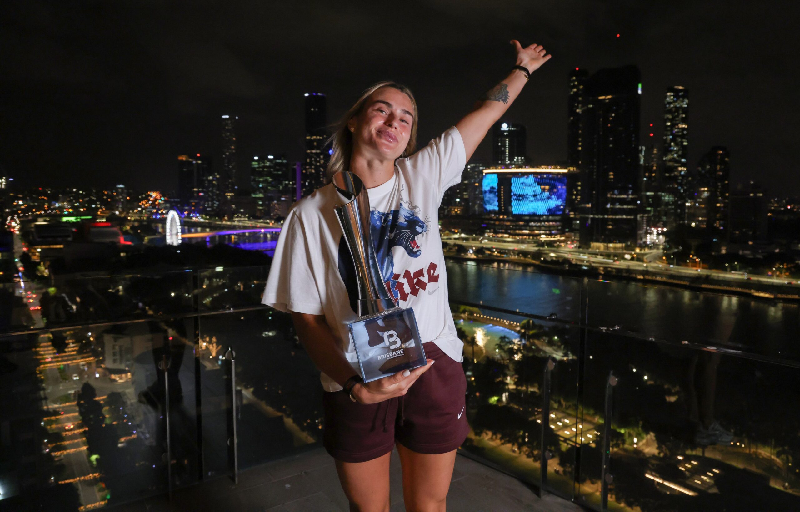 Aryna Sabalenka derrotó a Marta Kostyuk y se consagró campeona del Brisbane International 2026, logrando su segundo título consecutivo y afianzando su dominio en Australia.