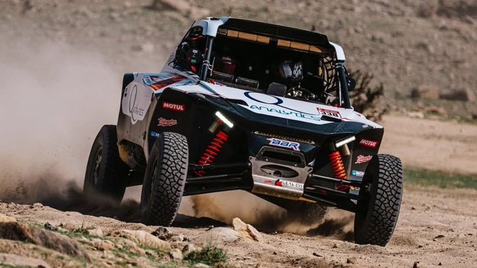 Lucas del Río ganó una ajustada especial Challenger en el Dakar 2026 y Pau Navarro pasó a liderar la clasificación general rumbo a Hail.