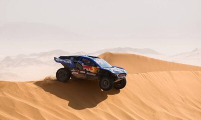 Mattias Ekström ganó la etapa 7 del Dakar y quedó a 4’47’’ de Nasser Al Attiyah, que conservó el liderato tras los problemas de Lategan.