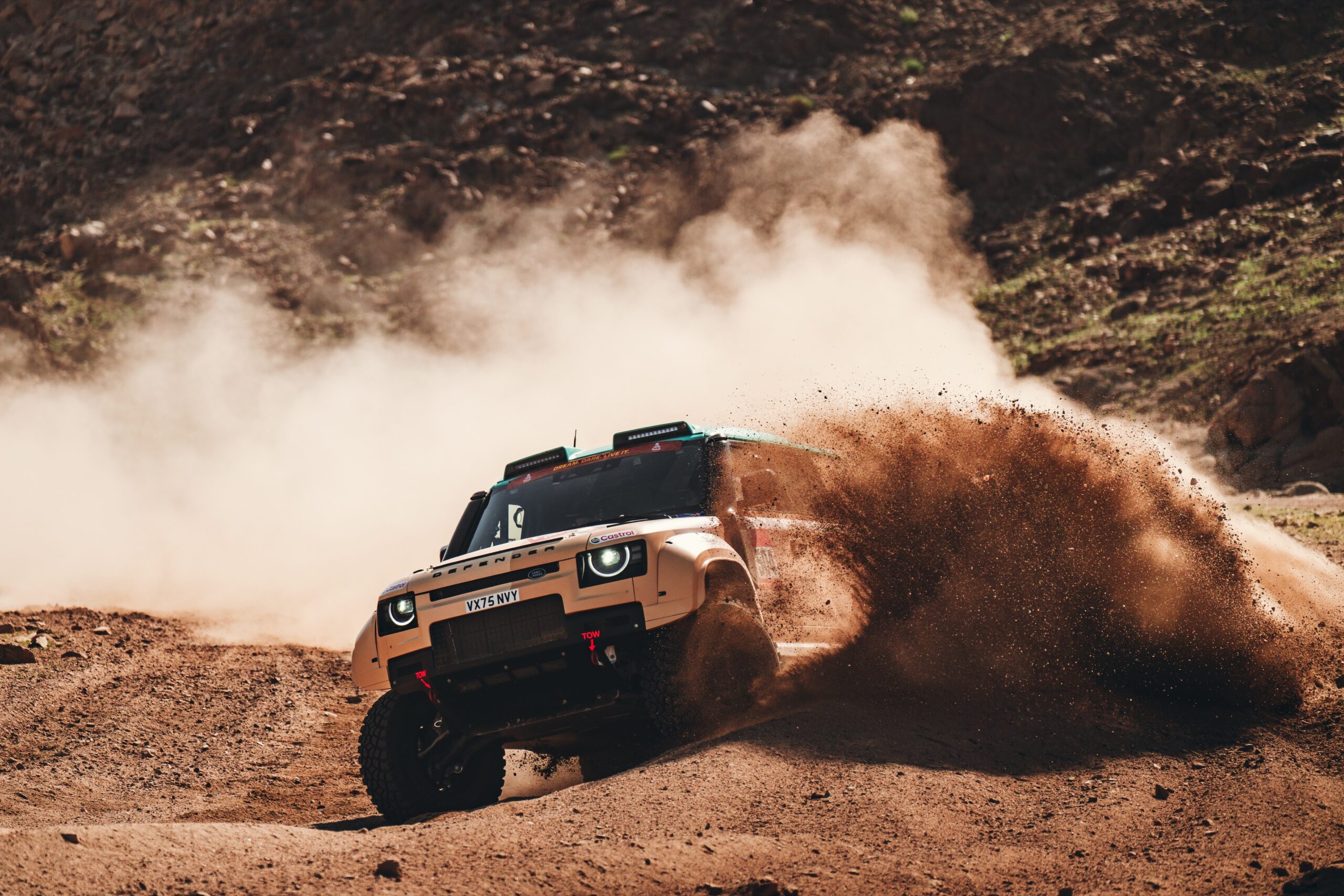 Sara Price dominó de principio a fin y ganó la etapa Stock del Dakar 2026. Superó a Peterhansel y Baciuska, líder sólido de la general