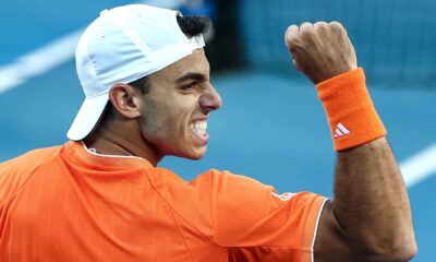 Francisco Cerúndolo venció a Andrey Rublev y avanzó por primera vez a los octavos del Abierto de Australia, firmando una semana perfecta en Melbourne.