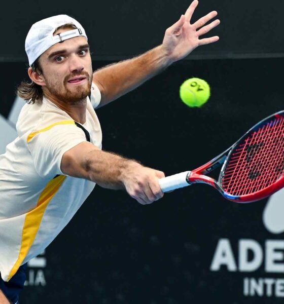 Tomáš Macháč y Ugo Humbert sorprendieron en semifinales y definirán el título del Adelaide International 2026 tras vencer a los máximos favoritos.