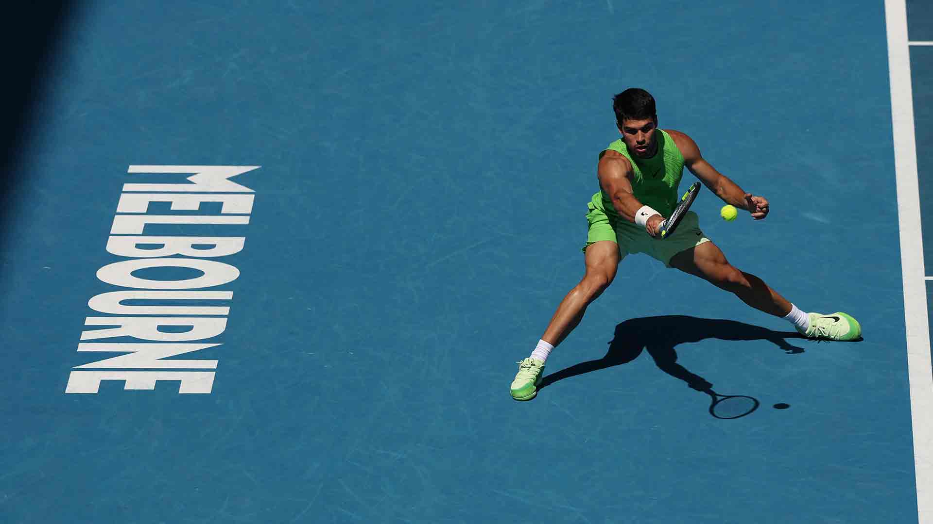 Carlos Alcaraz sigue sin perder un set en Australia: el N°1 del mundo venció a Tommy Paul, avanzó a cuartos donde enfrentará a De Miñaur