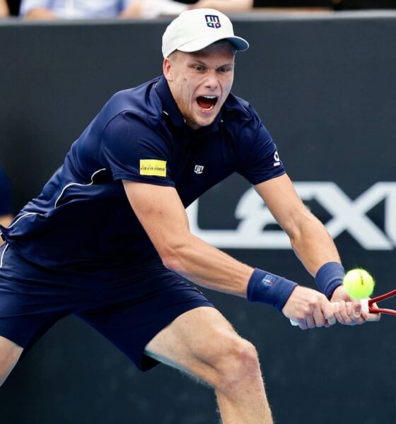 Eliot Spizzirri y Jenson Brooksby ganaron en sets corridos y protagonizaron una gran jornada para EE.UU. en el ASB Classic de Auckland.