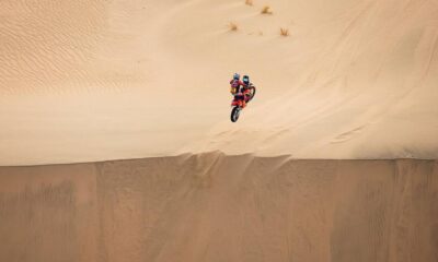 Luciano Benavides es el nuevo líder del Dakar tras la etapa 11. Howes ganó su primera especial y Brabec jugó fuerte con la estrategia.