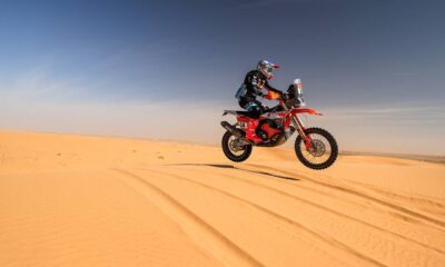 Michael Docherty volvió tras la rotura de rueda y ganó en Rally 2 en el Dakar 2026, además de terminar 4° en la etapa