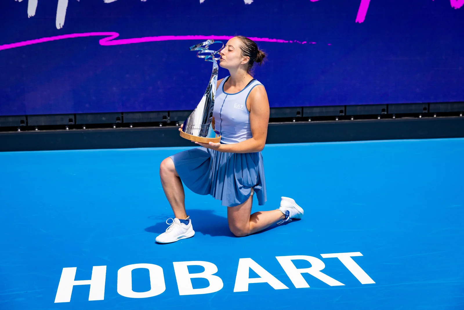 Elisabetta Cocciaretto se consagró campeona del Hobart International 2026 tras vencer a Iva Jovic y completar una notable racha desde la qualy.