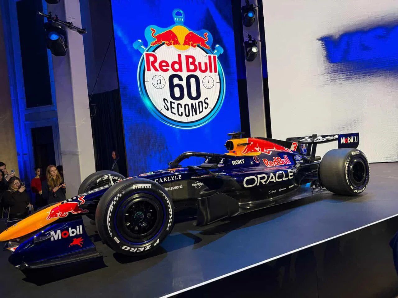 Red Bull presentó en Detroit su alianza con Ford para la Fórmula 1. Nuevo motor, cambios internos y un Verstappen cauto.
