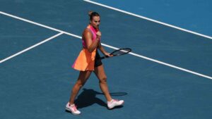 Sabalenka y Gauff se metieron en los cuartos del Abierto de Australia tras vencer a Mboko y Muchova y siguen firmes por el título.