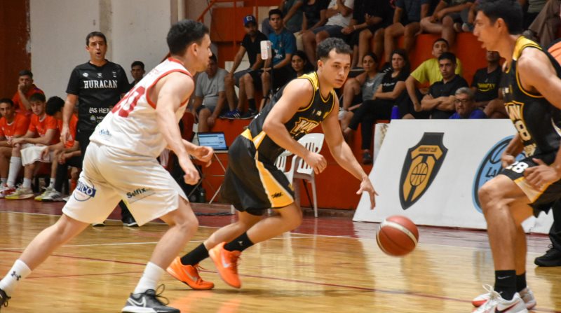 Amancay derrotó a Huracán Las Heras y sumó su novena victoria, mientras que Hindú Club venció a Comunicaciones en su debut 2026