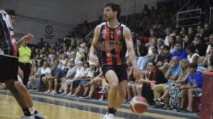 Central Entrerriano derrotó al líder Provincial, Centenario volvió a ganar en casa y Gimnasia festejó ante El Talar en una jornada clave de la Liga Argentina.