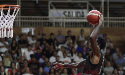 Salta Basket derrotó por 90-74 a Fusión Riojana en el Delmi y sigue firme como local en la Liga Argentina. Otra noche cargada de emociones