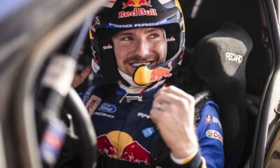 Mitch Guthrie ganó la Etapa 3 y lidera el Dakar 2026. Ford domina: cinco Raptors están en el Top 5 de la general. Loeb perdió 25'.