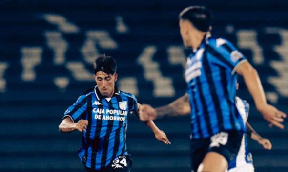 Atlético Tucumán venció 2-1 a Cerro Largo en el Estadio Charrúa por la Serie Río de la Plata 2026 y sigue sumando buenas sensaciones.
