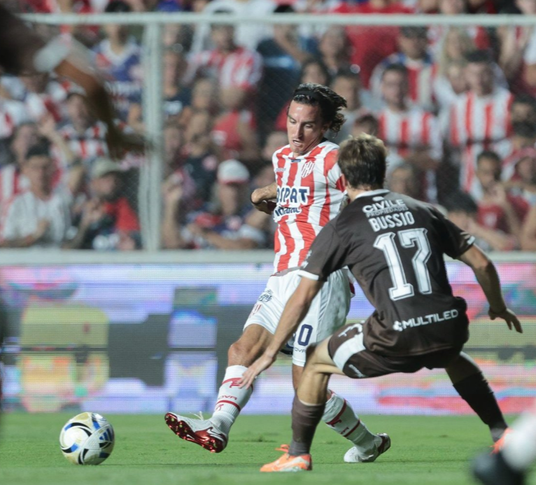 Un debut sin emociones: Unión y Platense igualaron sin goles en Santa Fe