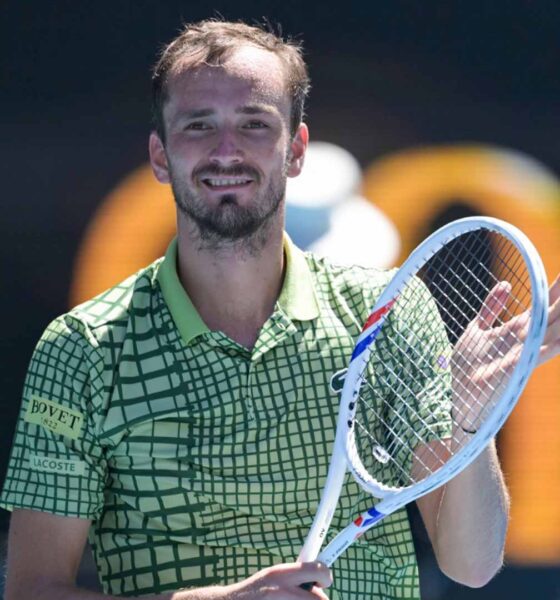 Daniil Medvedev protagonizó una gran remontada ante Marozsan y avanzó a los octavos del Abierto de Australia tras casi cuatro horas.