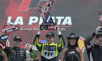 Federico Stieglitz ganó la final de la Clase Tres del Turismo Pista en La Plata tras el recargo a Martini en una carrera polémica.