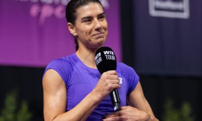 Sorana Cîrstea brilló ante su público en Cluj y venció 6-1 y 6-0 a Tamara Zidansek para avanzar a cuartos del Abierto de Transilvania.