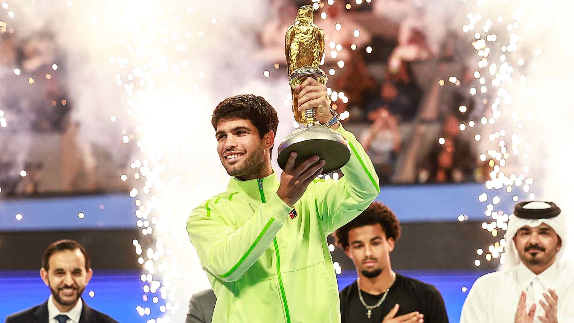 Carlos Alcaraz se consagró campeón el ATP 500 de Doha tras vencer a Fils en la final. Sumó su título 26, estiró su invicto en pista dura