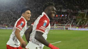 Jordy Caicedo explicó la emoción de vivir su primer clásico en el Ducó tras darle a Huracán la victoria ante San Lorenzo.