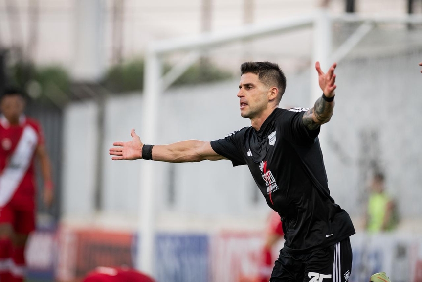 Riestra derrotó 1-0 a Deportivo Maipú con gol de Stringa y quedo clasificado a los 16avos de Final de la Copa Argentina.