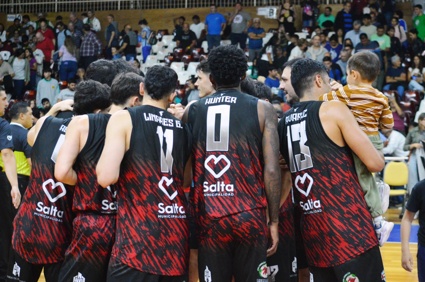 Salta Basket visita a Villa San Martín en Chaco por la Liga Argentina. Cómo llegan los equipos, formaciones y todo lo que tenés que saber del partido.