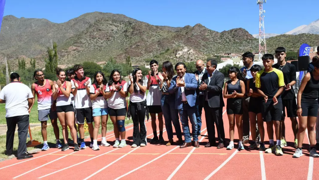 Cachi reinauguró su pista de atletismo en el Centro de Entrenamiento en Altura y se consolida como polo deportivo provincial, nacional e internaciona