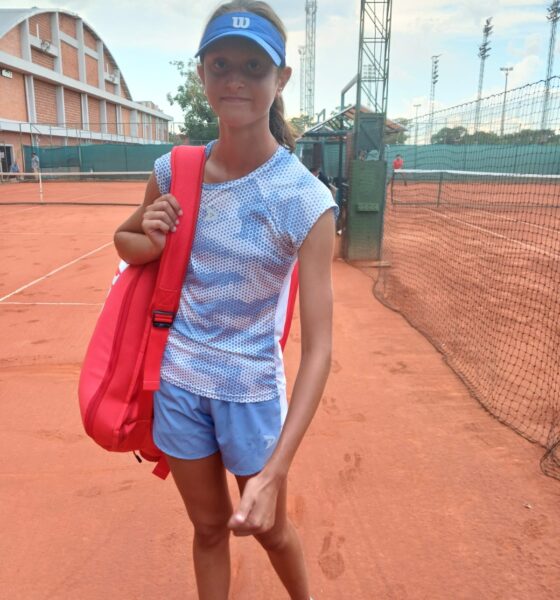 Florencia Mardones venció a Gabriela Carvalho Bettoni por 6-4 y 6-2 en los octavos de final del Asunción Bowl, torneo G1 de la COSAT disputado en Paraguay.