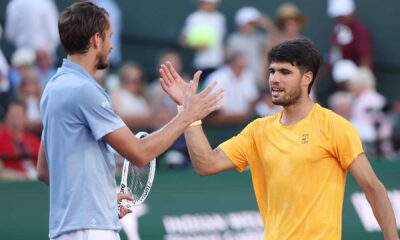 Medvedev derrotó a Alcaraz 6-3 y 7-6 en Indian Wells y jugará la final del Masters 1000 ante Jannik Sinner.