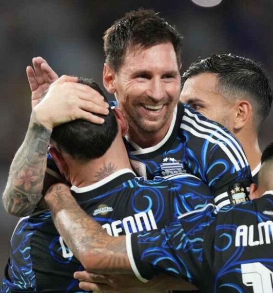 Scaloni confirmó la lista de Argentina para el Mundial 2026, con Messi rumbo a su sexta Copa del Mundo y ocho jugadores debutantes.