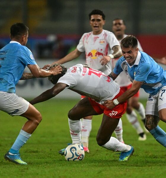 Sporting Cristal empató 0-0 con Bragantino en Lima y definirá su clasificación a los octavos de final de la Sudamericana como visitante.