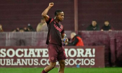 Lanús derrotó 1-0 a San Lorenzo con un gol de Yoshan Valois y comenzó el Torneo Clausura 2026 con una victoria merecida en La Fortaleza.