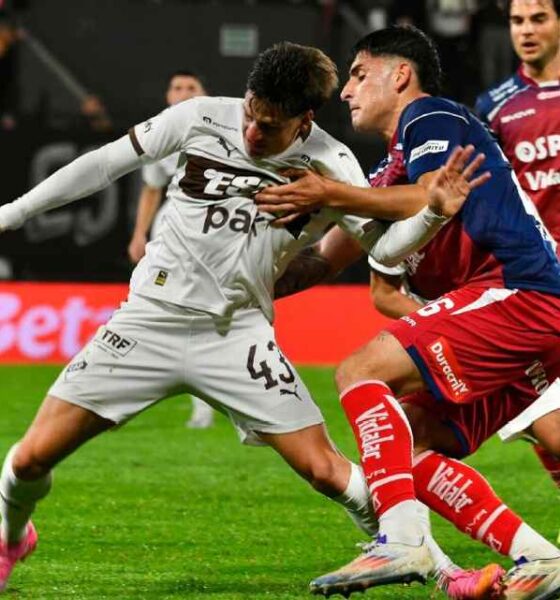 Platense y Unión empataron 2-2 en un partido cambiante, con emociones hasta el final y un gol agónico de Bautista Merlini para rescatar al Calamar.