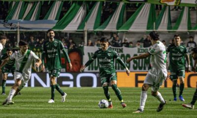 Banfield derrotó 3-2 a Sarmiento con una gran actuación de Tiziano Perrotta y sumó un triunfo clave en la lucha por mantener la categoría.